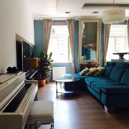 Metelkova Apartman *