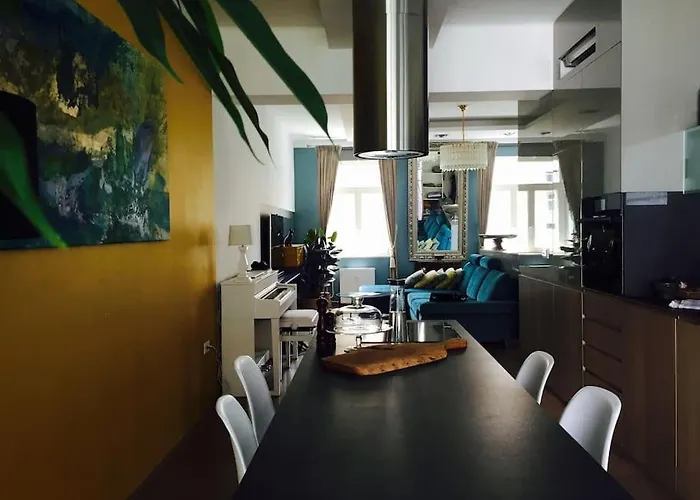 アパート Metelkova リュブリャナ